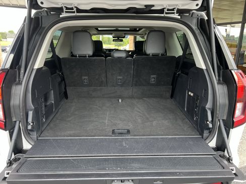 Used 2025 Ford Expedition Max Active AWD/4WD image 51