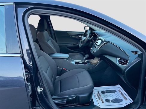 Used 2023 Chevrolet Malibu LT image 27