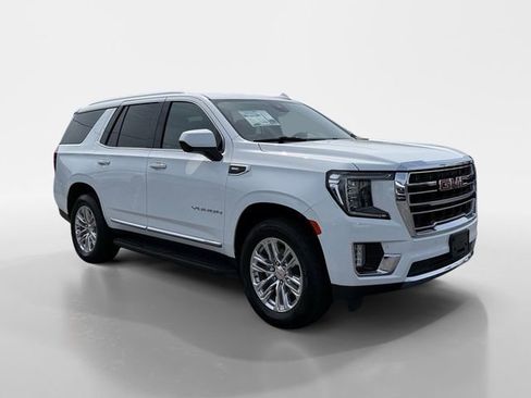Used 2024 GMC Yukon SLT AWD/4WD image 7