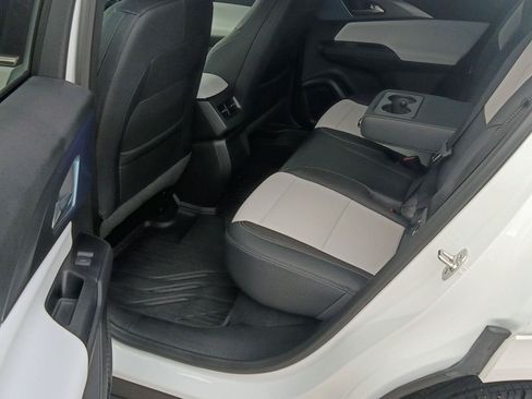 Used 2024 Chevrolet Equinox EV LT FWD image 4