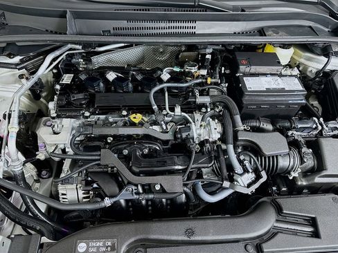 Used 2025 Toyota Corolla LE image 29