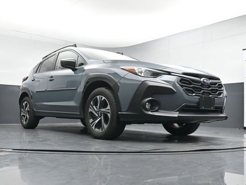 Used 2024 Subaru Crosstrek 2.0i Premium AWD/4WD image 18