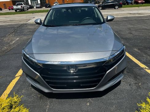 Used 2020 Honda Accord EX image 2