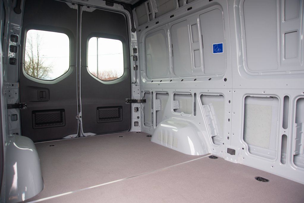 New 2025 Mercedes-Benz Sprinter 2500 image 26