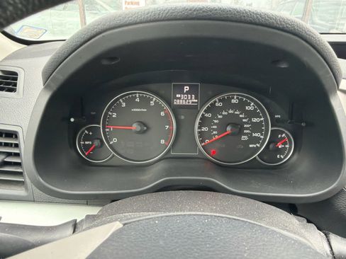 Used 2013 Subaru Outback 2.5i image 9