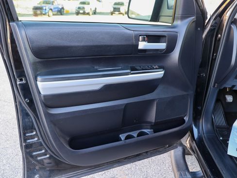 Used 2020 Toyota Tundra SR5 w/ SR5 Upgrade Package image 41