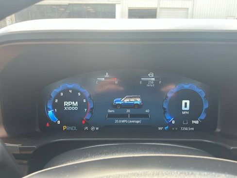 Used 2025 Ford Bronco Sport Outer Banks AWD/4WD image 19