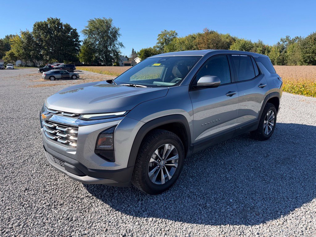 Used 2026 Chevrolet Equinox LT AWD/4WD image 22