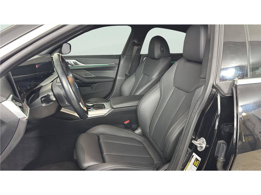 Used 2023 BMW i4 eDrive40 RWD image 8