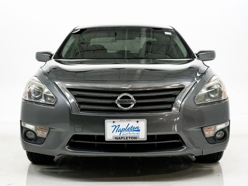 Used 2015 Nissan Altima 2.5 SV image 4
