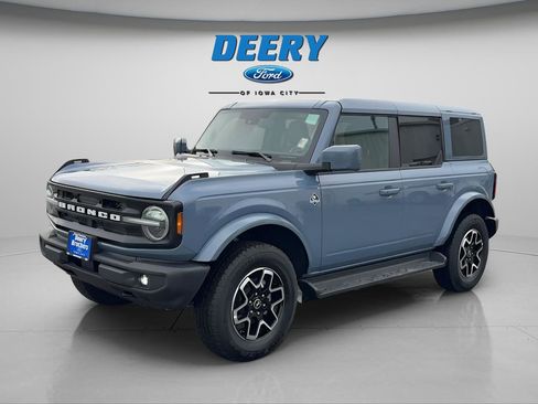 Certified 2025 Ford Bronco Outer Banks AWD/4WD image 3