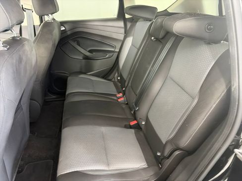 Used 2017 Ford Escape SE FWD image 13