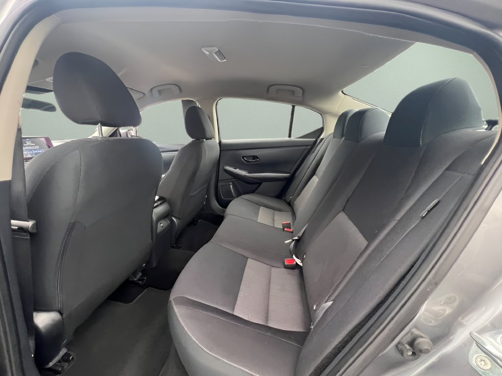 Used 2024 Nissan Sentra SV FWD image 18