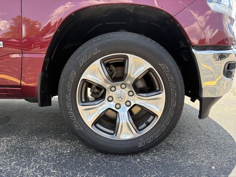 Used 2023 RAM 1500 Laramie AWD/4WD image 17
