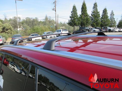 New 2026 Toyota Grand Highlander XLE image 9