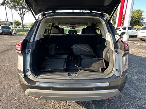 Certified 2023 Nissan Rogue SV AWD/4WD image 14