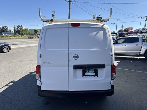 Used 2015 Nissan NV200 S w/ Cruise Control Package FWD image 5