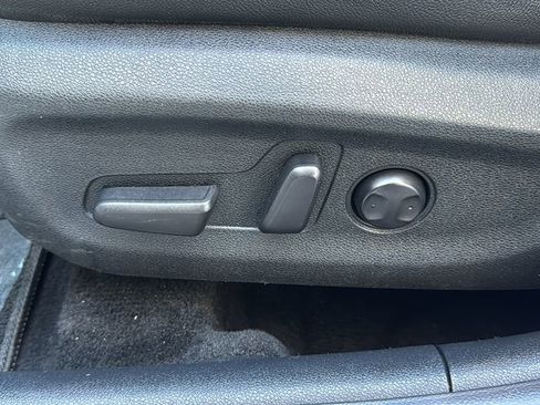 Used 2017 Kia Niro EX image 20