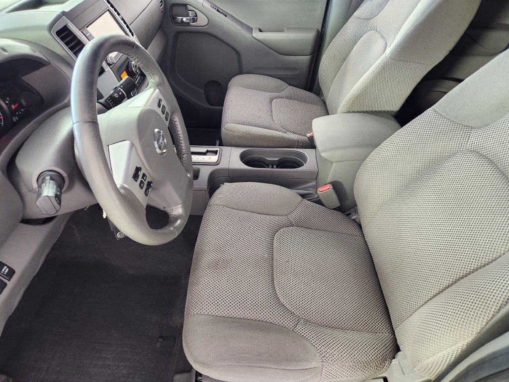 Used 2019 Nissan Frontier SV w/ Value Truck Package AWD/4WD image 12