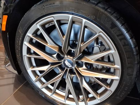 Used 2026 Cadillac CT5 V Blackwing w/ Carbon Fiber 2 Package image 9