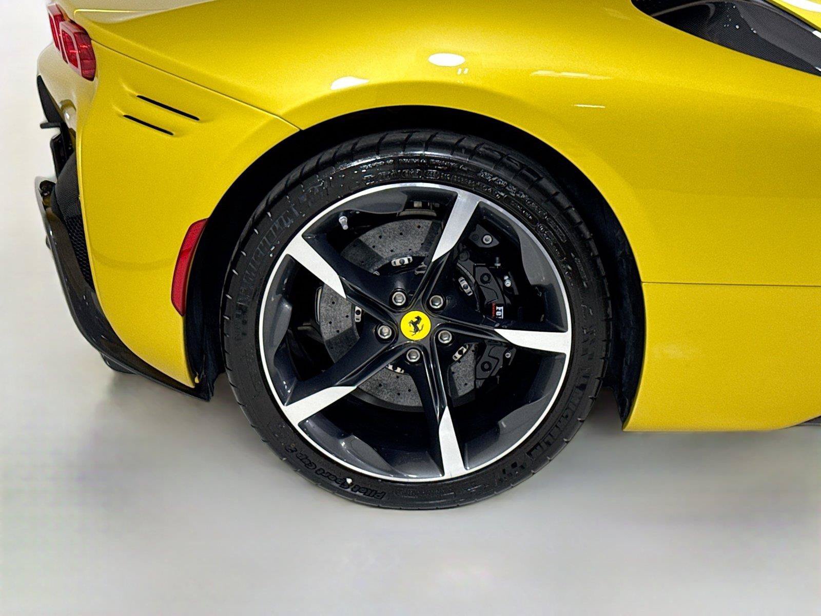 Used 2022 Ferrari SF90 Spider AWD/4WD image 38