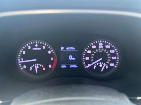 Used 2019 Hyundai Tucson Sport FWD image 10