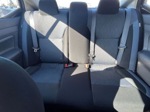 Used 2025 Nissan Versa SV FWD image 38