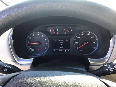 Used 2023 Chevrolet Traverse LS w/ Safety Package image 31