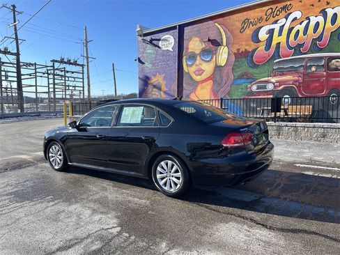 Used 2012 Volkswagen Passat 2.5 S image 3