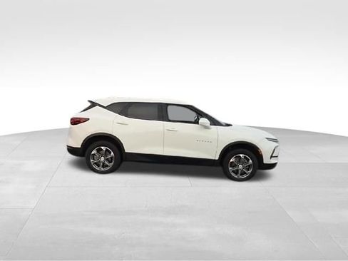 Certified 2024 Chevrolet Blazer LT FWD image 10