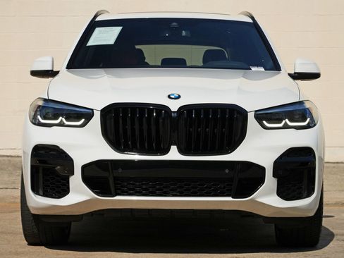Used 2023 BMW X5 sDrive40i w/ M Sport Package RWD image 7