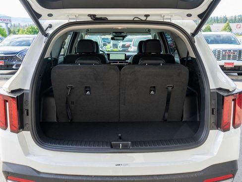 New 2025 Kia Sorento EX AWD/4WD image 28