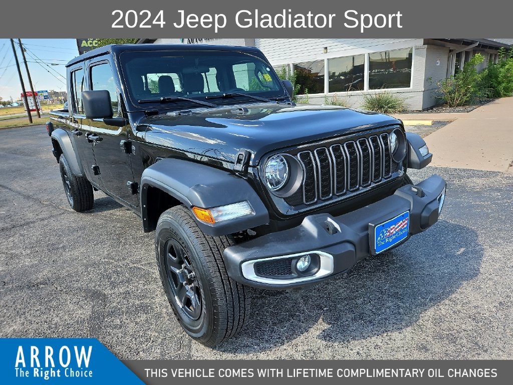 Used 2024 Jeep Gladiator Sport AWD/4WD image 2