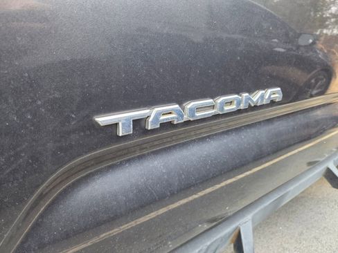 Used 2019 Toyota Tacoma SR5 image 5