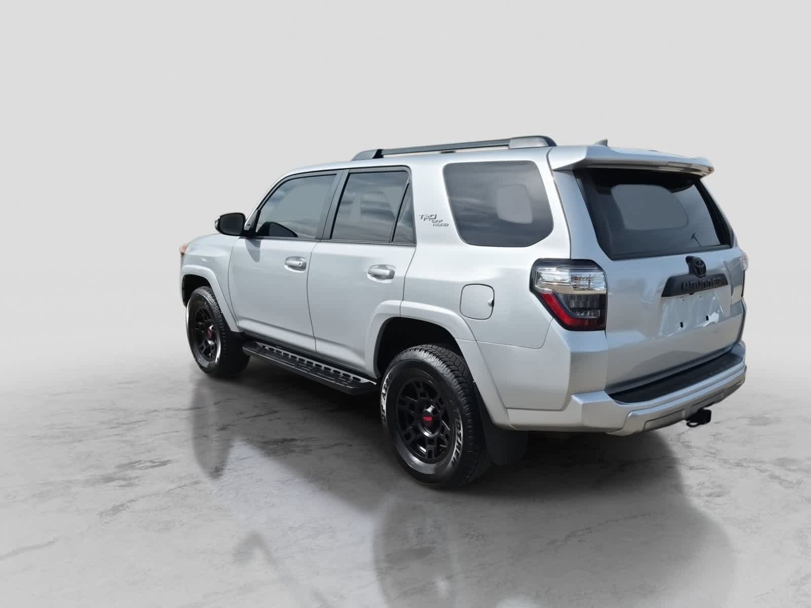 Used 2024 Toyota 4Runner TRD Off-Road Premium w/ Moonroof Package AWD/4WD image 6