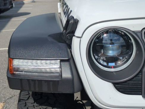 Used 2025 Jeep Wrangler Unlimited Rubicon 4xe image 10