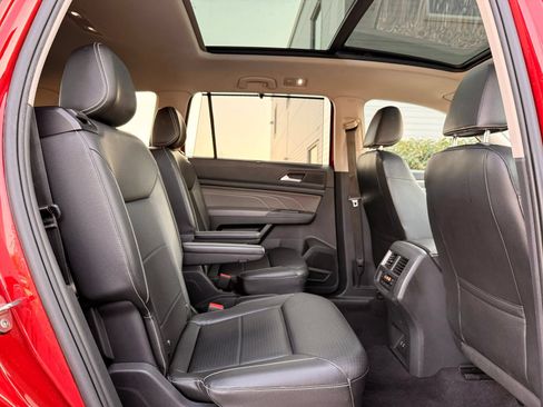 Used 2022 Volkswagen Atlas SEL AWD/4WD image 24