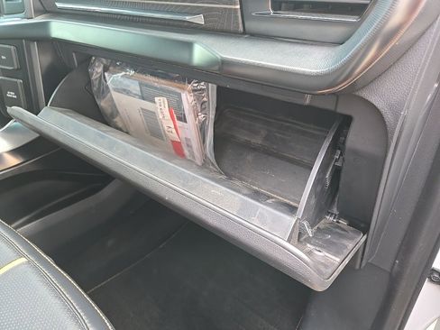 Used 2023 Ford F150 Platinum w/ FX4 Off-Road Package image 99