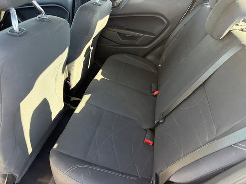 Used 2019 Ford Fiesta SE image 24
