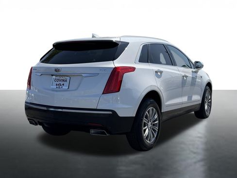 Used 2017 Cadillac XT5 Luxury w/ Driver Awareness Package FWD image 8
