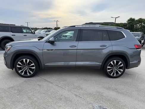 Used 2022 Volkswagen Atlas SEL Premium AWD/4WD image 5