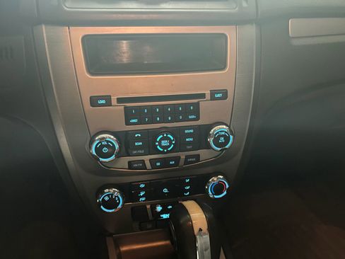 Used 2012 Ford Fusion SE image 10