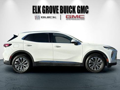 Used 2025 Buick Envision Preferred AWD/4WD image 3