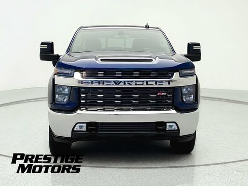 Used 2022 Chevrolet Silverado 3500 LT w/ Convenience Package AWD/4WD image 2