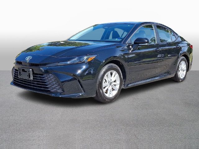 Used 2025 Toyota Camry LE FWD image 1