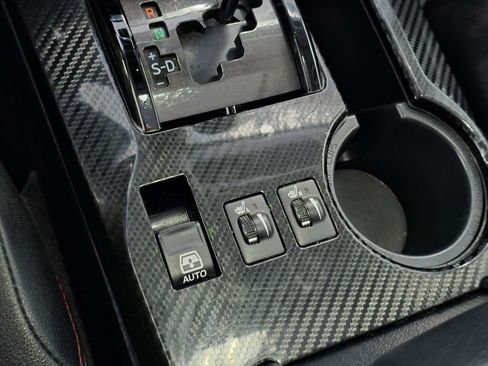 Used 2022 Toyota 4Runner TRD Off-Road Premium image 35