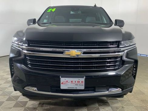 Used 2024 Chevrolet Suburban LT AWD/4WD image 3