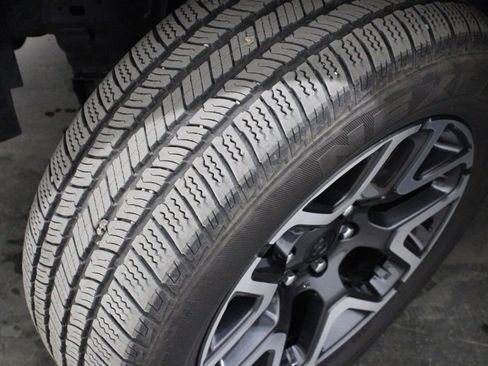 Used 2025 RAM 1500 Laramie image 44