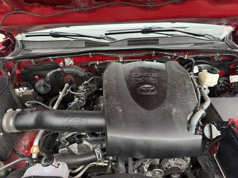 Used 2021 Toyota Tacoma TRD Sport RWD image 33