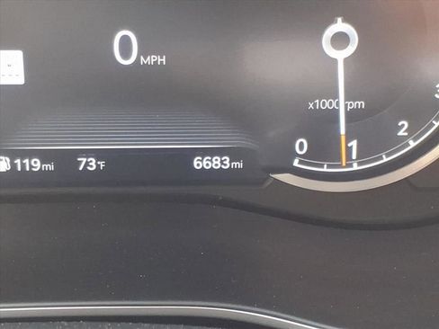 Used 2026 Genesis G70 2.5T image 16